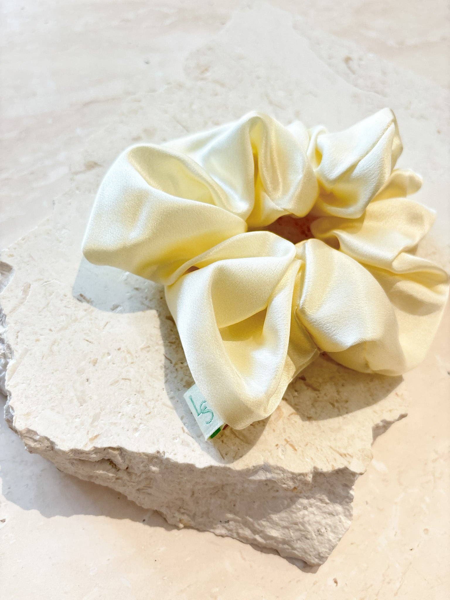 Lustre & Sage Silk Scrunchie - Ivory