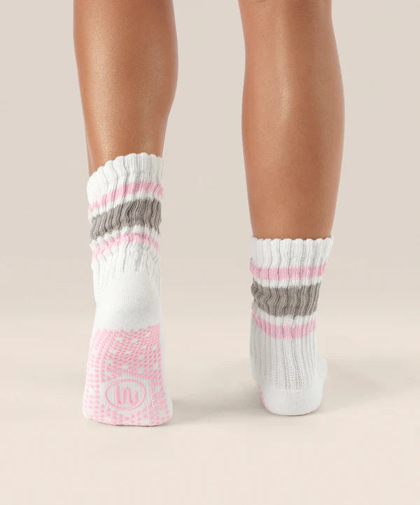 Move Active Crew Grip Socks - 80s Stripe