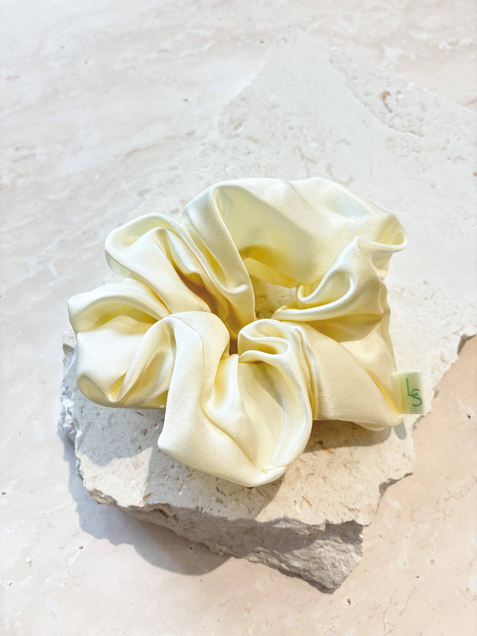 Lustre & Sage Silk Scrunchie - Ivory