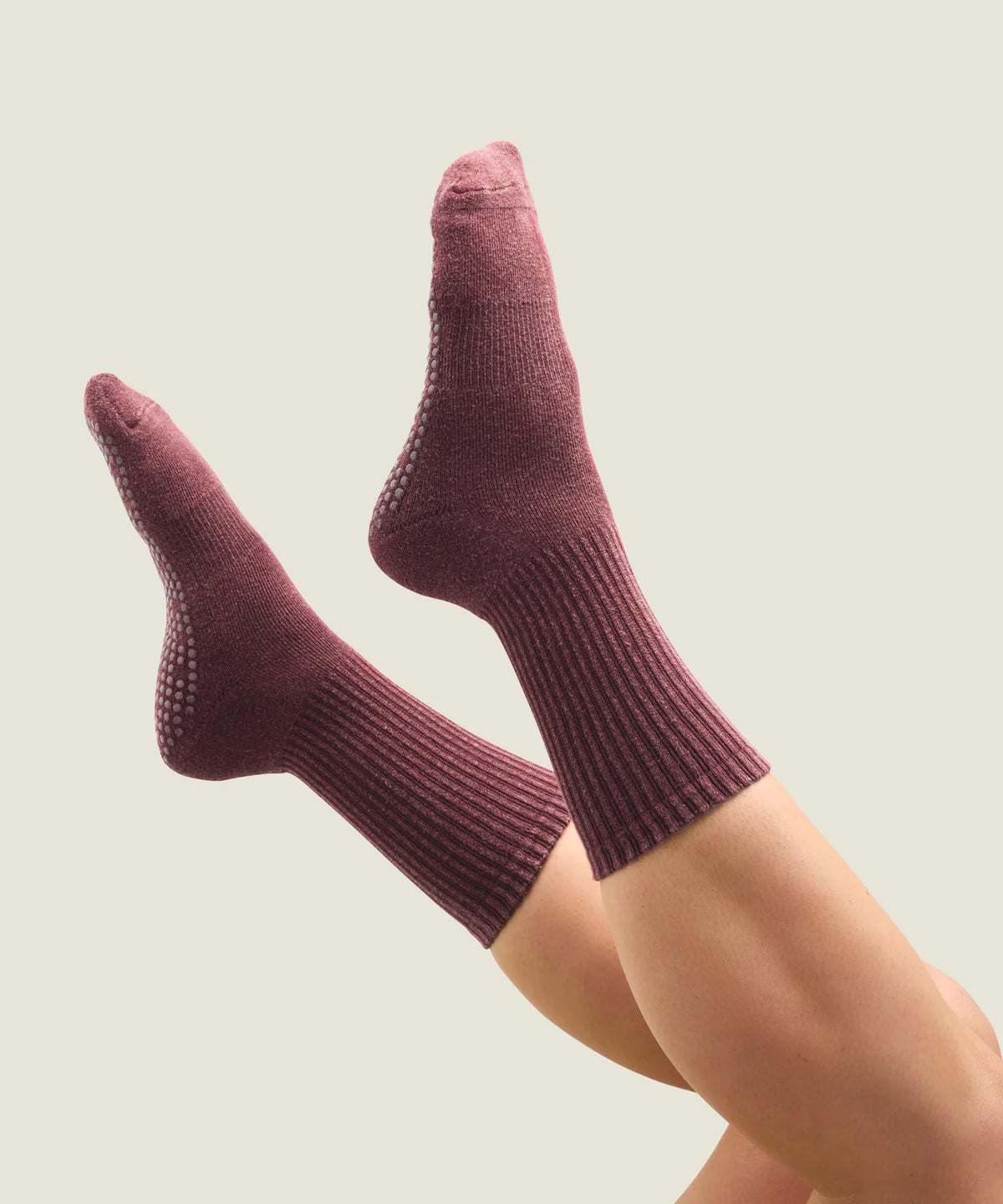 Move Active Crew Grip Socks - Dusty Mulberry