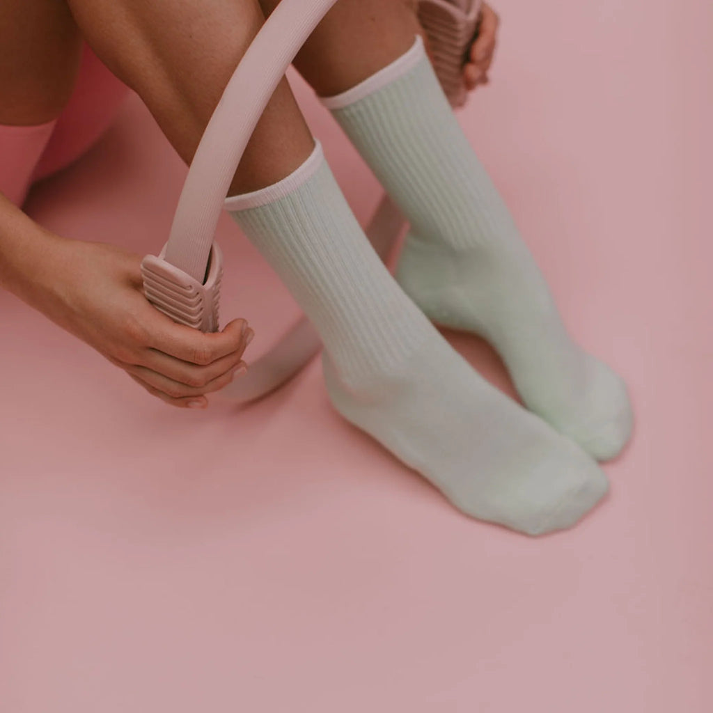 Your Reformer Crew Grip Sock - Mint